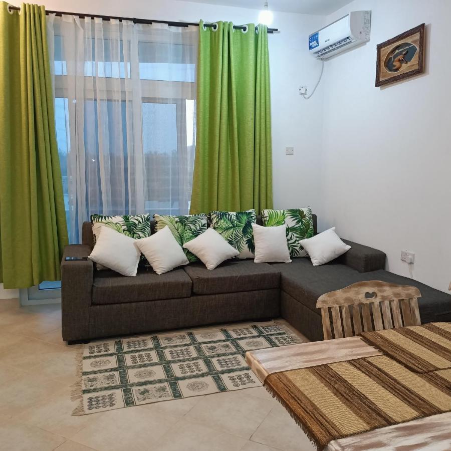 Havenhouse Kijani - 1 Bedroom Beach Apartment With Swimming Pool Малинди Экстерьер фото