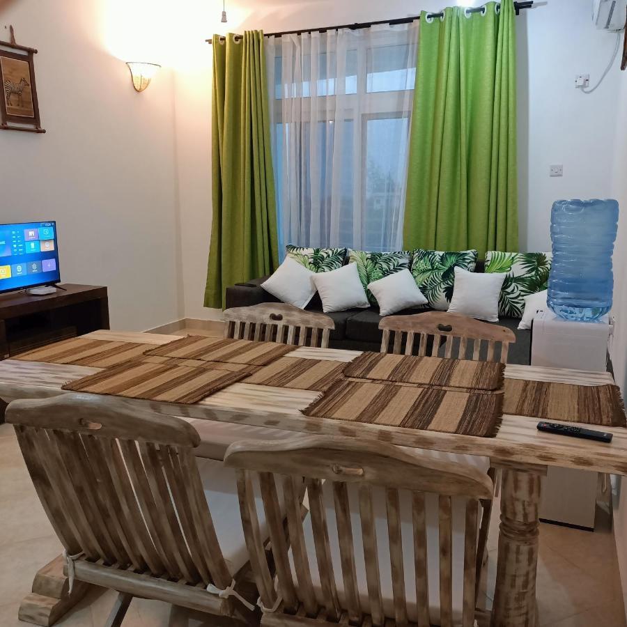 Havenhouse Kijani - 1 Bedroom Beach Apartment With Swimming Pool Малинди Экстерьер фото